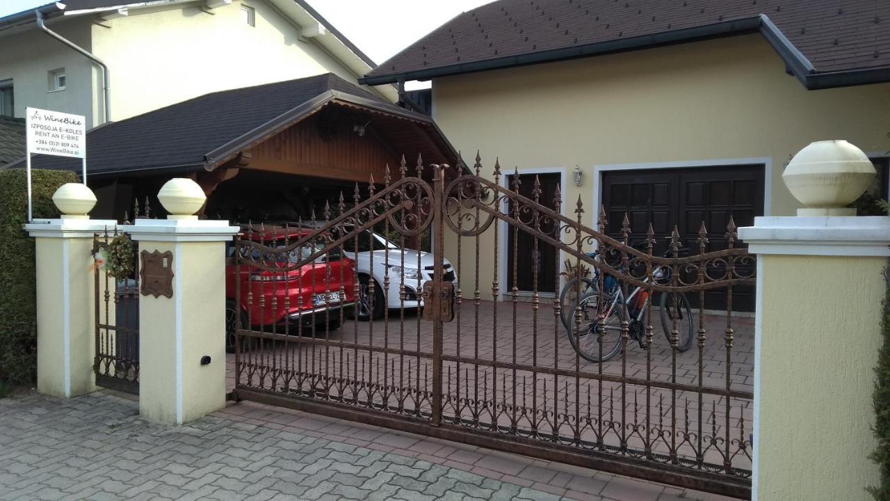 Apartma Golob Zgornja Kungota Exteriör bild